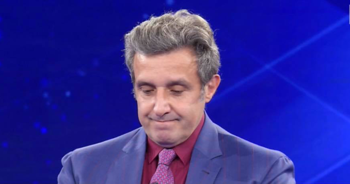 L'Eredità, Flavio Insinna indignato contro gli autori: "Non mi piacciono  queste cose" - Il Fatto Quotidiano