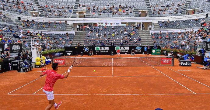 Internazionali di tennis a Roma: dalle “bolle” a colori all’autocertificazione, ecco le misure previste per riavere il pubblico al 25%