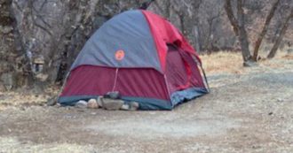 Copertina di Donna scomparsa ritrovata dopo 5 mesi in un canyon: è sopravvissuta mangiando solo erba e muschio