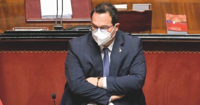 “GdF amica”: SuperMario difende e salva Durigon (Lega)