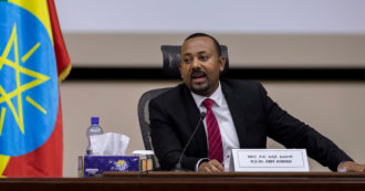 Copertina di Etiopia, il governo revoca l’accredito a un giornalista del New York Times: stava svolgendo reportage sul conflitto nel Tigrè