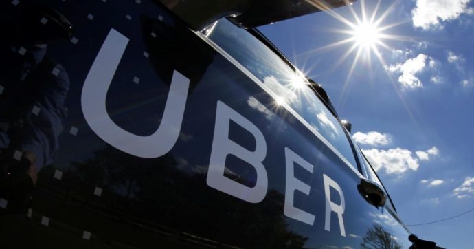 “Uber regina dell’elusione”: miliardi di ricavi, zero tasse