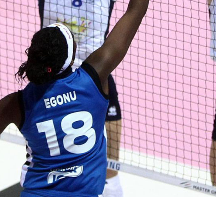 Olimpiadi di Tokyo, Paola Egonu: “Non sono lesbica, posso innamorarmi di donne e di uomini. Sono una pazza che si innamora a prima vista”