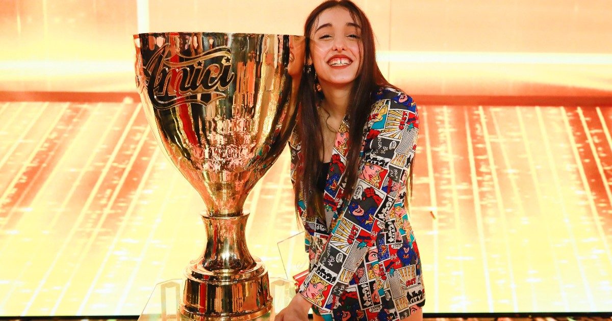 Giulia Stabile, la vincitrice di “Amici” a FqMagazine: “Ecco come spenderò i 237mila euro che ho vinto”