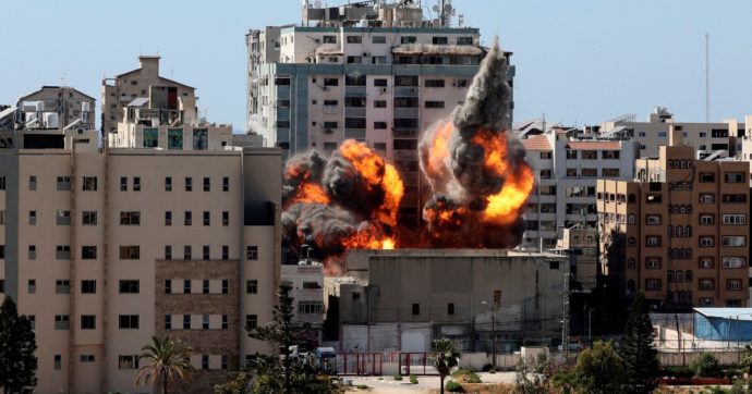 Siamo così simili, colpiti dagli stessi razzi