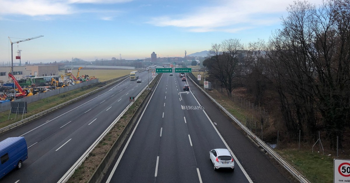 Prende l’autostrada 