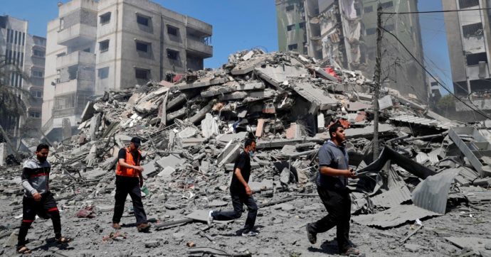 “Bussa sul tetto”. L’sms da Tel Aviv avvisa dei missili in arrivo in casa