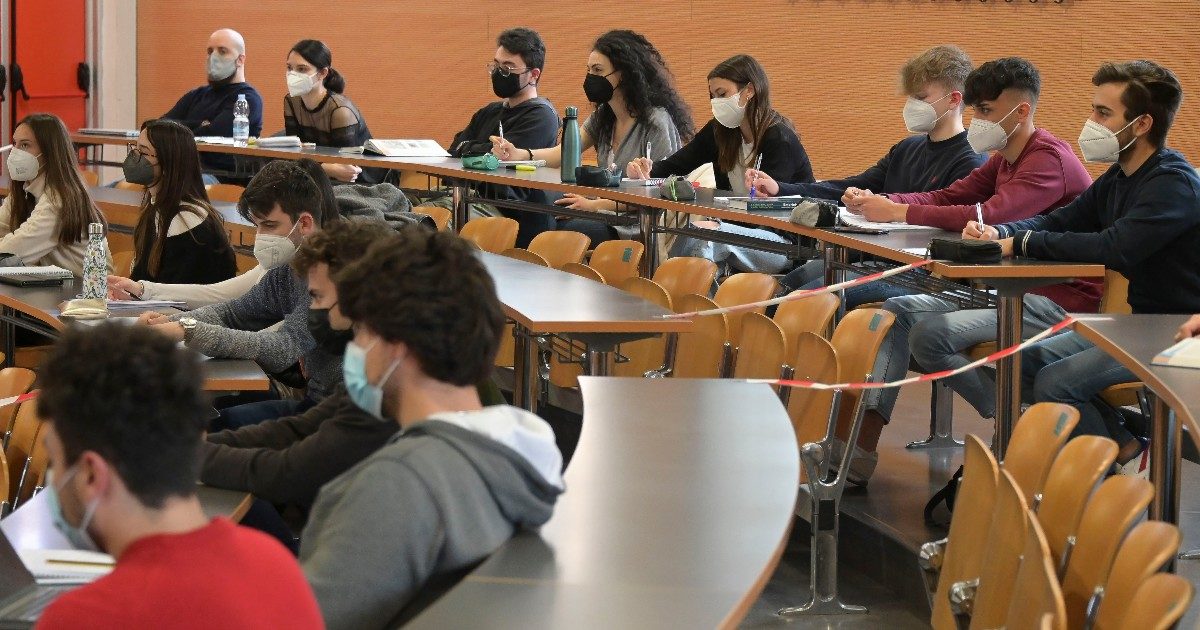 Con il Recovery plan fanno affari gli immobiliaristi delle residenze universitarie: lo Stato pagherà gli oneri, loro potranno affittare anche a turisti e manager