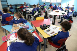 Copertina di Scuola, Piano estate: 5.888 istituti hanno presentato domanda per ottenere i fondi europei