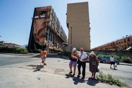 Un tatuaggio col numero 46, e a San Giovanni a Teduccio ti riconoscono tutti