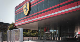 Copertina di Costruttori e bilanci record nel 2022, Ferrari vince la sfida dei premi aziendali ai dipendenti