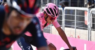 Giro a ruota libera – La crisi di Bernal riaccende la corsa: il ciclismo degli umani regala sorprese