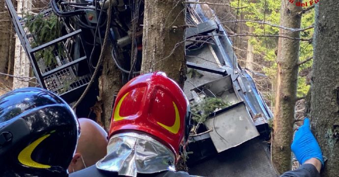 Errore umano sulla funivia “Non fu riattivato il freno”