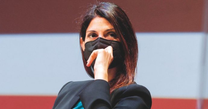 Copertina di Raggi assolta definitivamente per il caso nomine