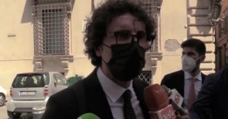 Copertina di Di Maio dice che M5s ha sbagliato su Uggetti, Toninelli dopo l’assoluzione dell’ex sindaco aveva detto: “Non c’è da chiedere scusa”