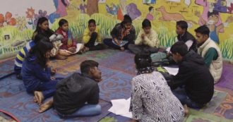 Copertina di Il futuro siamo noi, le battaglie “impossibili” dei bambini del mondo. La clip in esclusiva