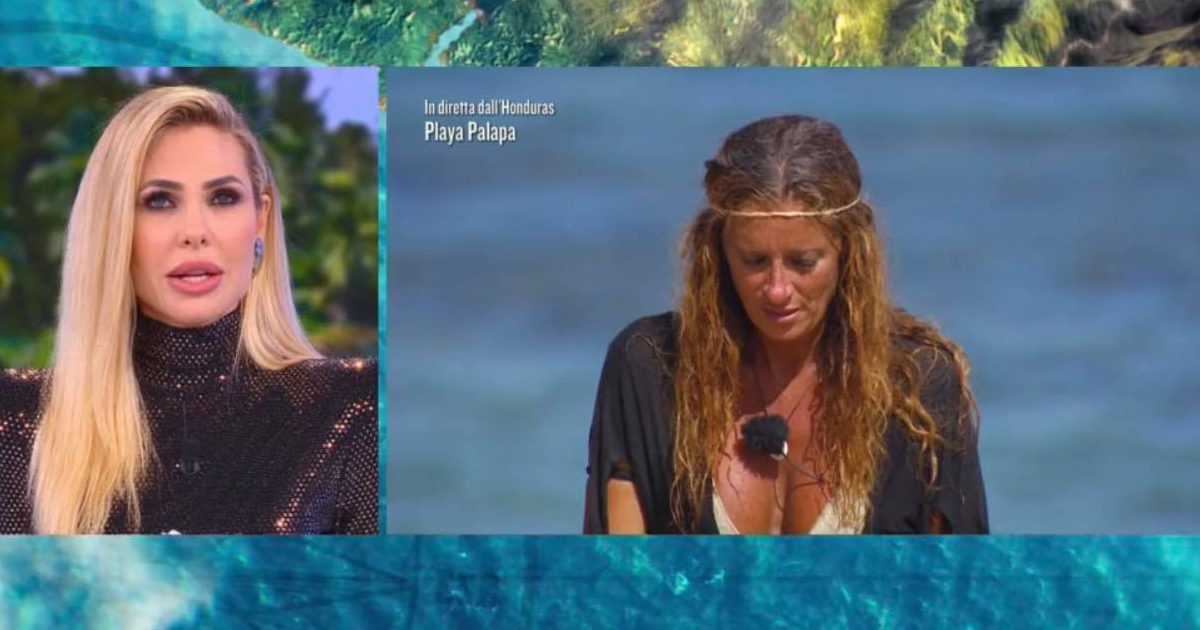 Isola dei Famosi, Ilary Blasi a Valentina Persia: “Hai sbagliato buco”. Imbarazzo in diretta per la gaffe “hot”