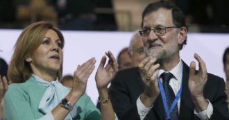 Copertina di Spagna, ex ministra del governo Rajoy indagata per spionaggio: “Voleva sottrarre atti compromettenti al tesoriere del partito”