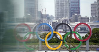 Copertina di Olimpiadi di Tokyo 2021, adesso anche gli sponsor chiedono un nuovo rinvio: “Facciamole con più spettatori sugli spalti”