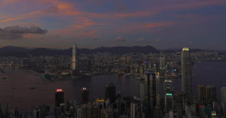 Copertina di A Hong Kong il posto auto più costoso del mondo: 1,3 milioni di dollari per 12 metri quadrati di asfalto