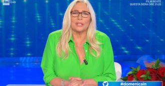 Copertina di Domenica In, Mara Venier torna per una nuova stagione: “Quando una ottantenne mi chiama zia dico ‘col ca**o’”. Tutti gli ospiti della prima puntata