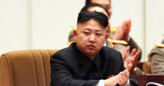 Copertina di Corea del Nord, Kim vara legge contro le mode straniere. Fino a 15 anni per chi è colto in flagranza. Ma si può arrivare alla pena capitale