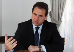 Copertina di Ex Ilva, il gip di Potenza scarcera Piero Amara. Disposto obbligo dimora nel comune di Roma