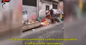 Copertina di Catania, scardinato “fortino” dello spaccio: nei video anche le umiliazioni del “capo piazza” alle “vedette” disattente