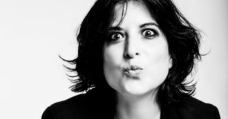 Annagaia Marchioro e #Pourparler, l’unico spettacolo di satira alla disperata ricerca di un senso