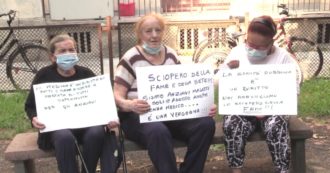 Milano, la protesta degli anziani del quartiere Giambellino rimasti senza medico di base: “È una vergogna, facciamo lo sciopero della fame”
