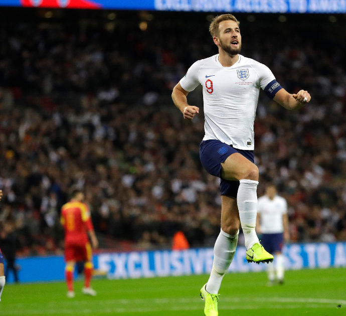 Italia-Inghilterra, il Sun: “Harry Kane ‘destinato’ a diventare capitano per via della maglia di Beckham”