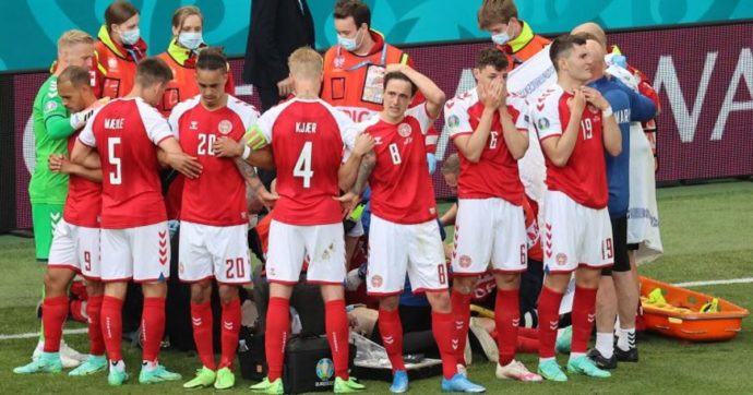 La lezione danese sul concetto di squadra: il soccorso di capitan Kjaer, il muro oplitico dei compagni e il ‘giocate’ di Eriksen dall’ospedale