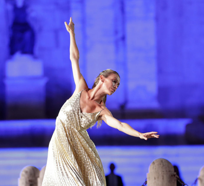 Addio all’Opéra di Parigi per l’étoile Eleonora Abbagnato: spettacolo sold out e venti minuti di standing ovation