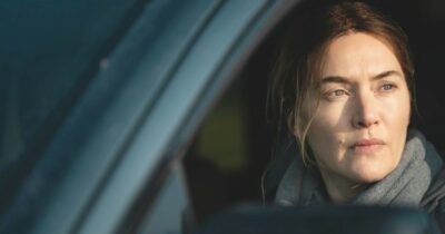 Copertina di “La chirurgia plastica a Hollywood è devastante. Tante persone assumono farmaci per perdere peso ed è un caos fot**to là fuori”: Kate Winslet si sfoga