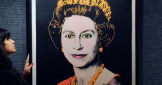 Copertina di Per rifondare l’università stacchiamo i ritratti dai muri