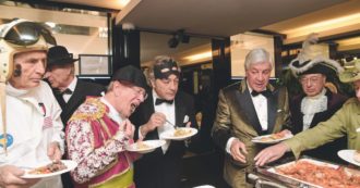 Copertina di Le mandibole del potere, tra filetto, cafonal e favori