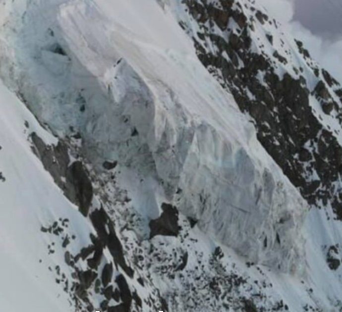 “Imminente valanga di ghiaccio”: l’allerta a Chamonix