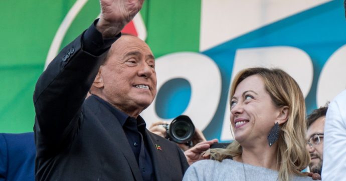 Centrodestra, Giorgia Meloni torna sulla reti Mediaset: “Mi è arrivato un invito. Con Berlusconi nulla da chiarire, solo gossip”