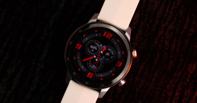 RedMagic Watch, recensione. Smartwatch elegante e conveniente