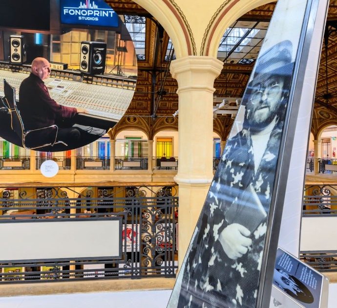 Sala della Musica a Bologna con le storie e le curiosità su Vasco Rossi, Gianni Morandi, Francesco Guccini e Lucio Dalla