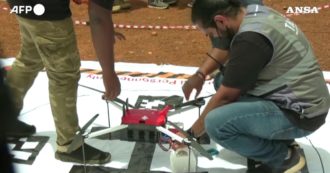 Copertina di In India si testano i droni per portare i vaccini: così le dosi potranno arrivare nelle zone più remote – Video