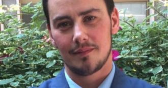 Copertina di Good time for a change al MIX Festival di Milano: il documentario con i retroscena sulla storia di Gianmarco Negri, il sindaco transgender che ha battuto la Lega