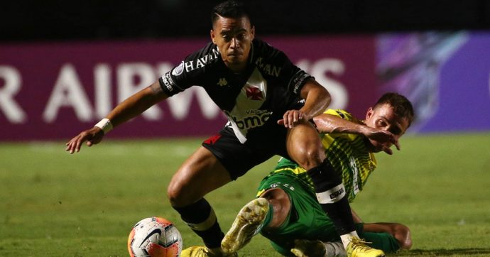 Domeniche Bestiali – L’ultimo appuntamento della stagione con i fiori d’arancio… e le solite mazzate agli arbitri