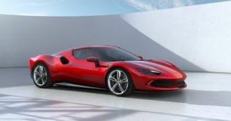 Copertina di Ferrari 296 GTB, la prima Rossa V6 ibrida plug-in è servita – FOTO