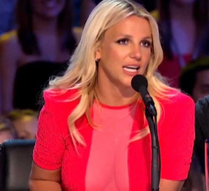 Britney Spears, “durante X Factor assumeva qualcosa. Era seduta lì fisicamente, ma non era lì mentalmente”