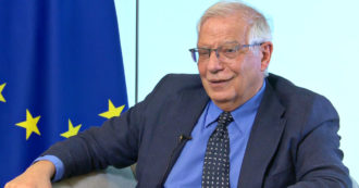 Copertina di Borrell: “Italia si avvantaggerà grazie al prestigio di Draghi, ma Recovery Fund impossibile senza Conte”