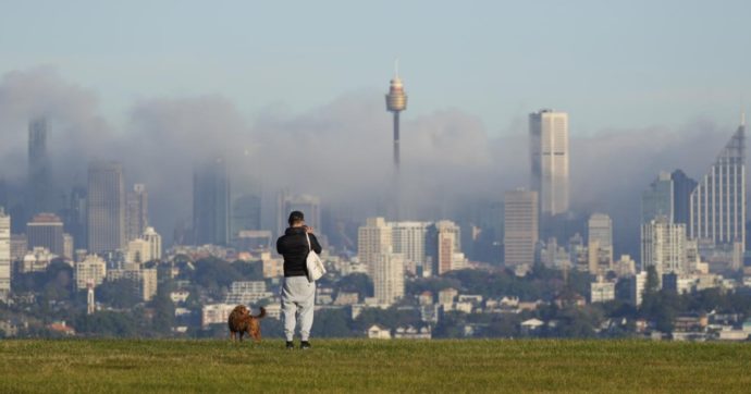 Australia, focolaio di variante Delta a Sydney: la città torna in lockdown per due settimane