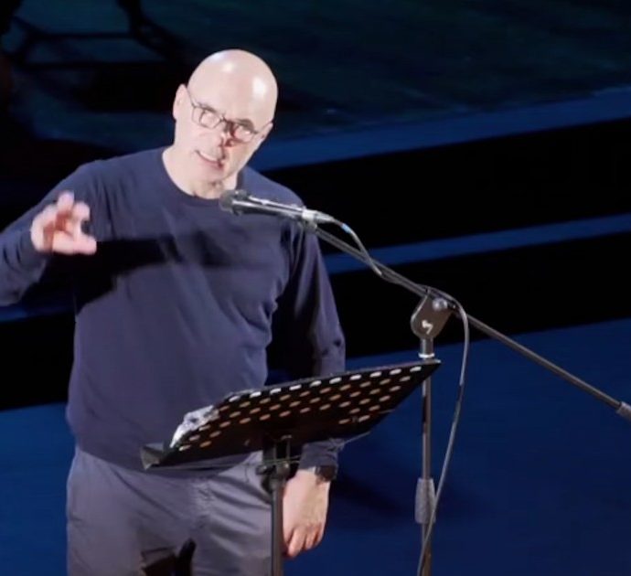 Zingaretti apre il Festivaldera con il toccante monologo “Angelo” – il video