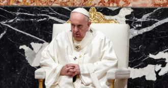Copertina di Pedofilia nella Chiesa, Papa Francesco sul caso Francia: “È il momento della vergogna”