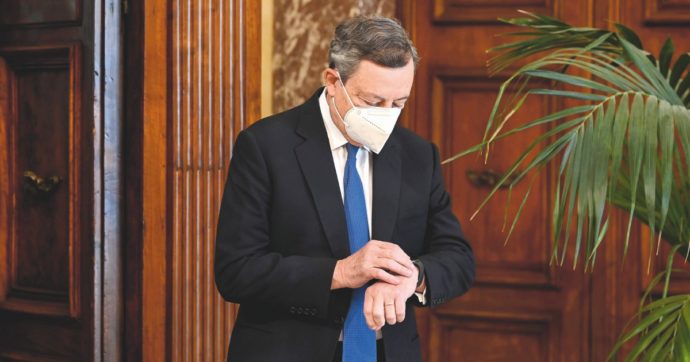 Salta il blocco dei licenziamenti. Draghi ferma pure il Cashback